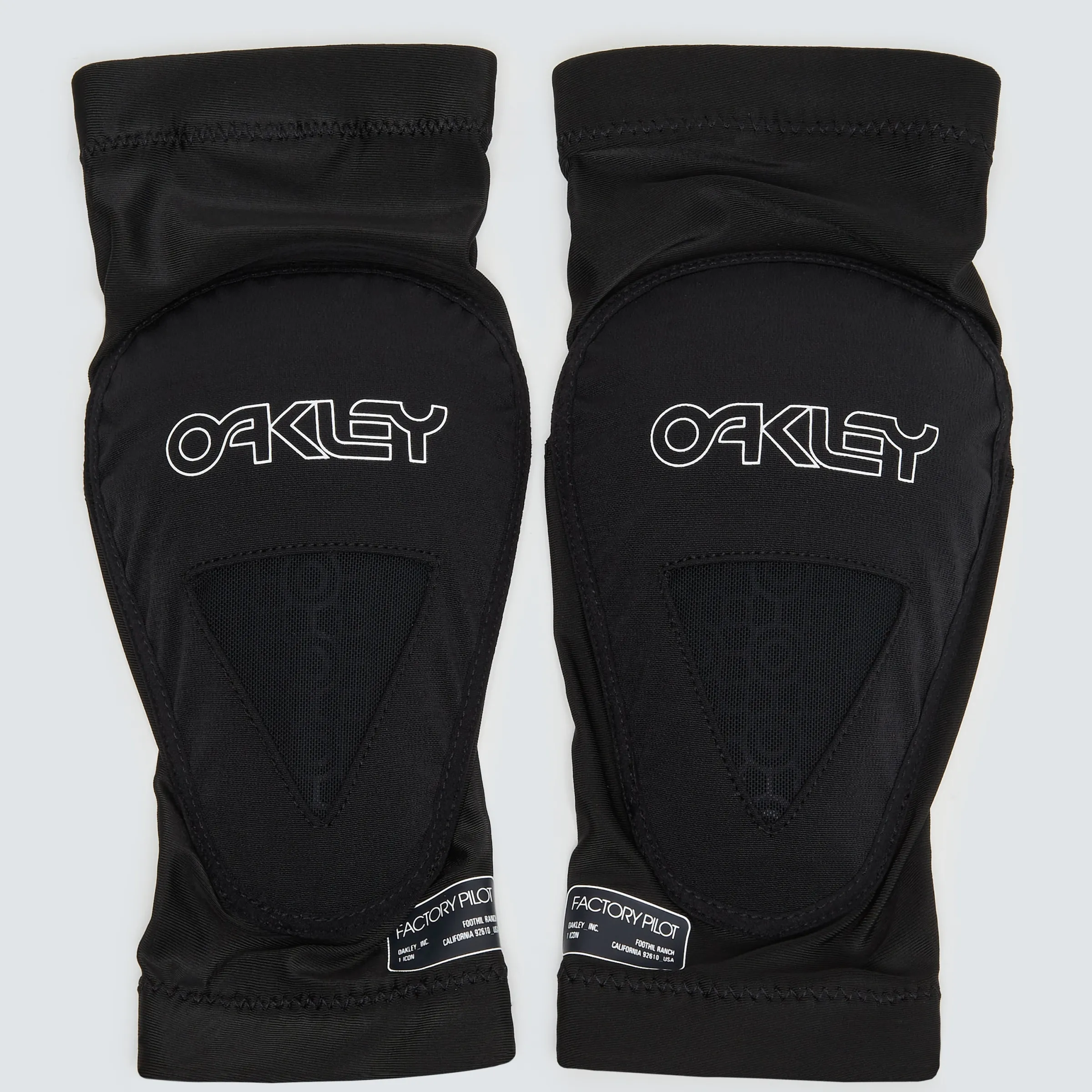 Oakley All Mountain Rz Labs Knee Grd Blackout Clearance