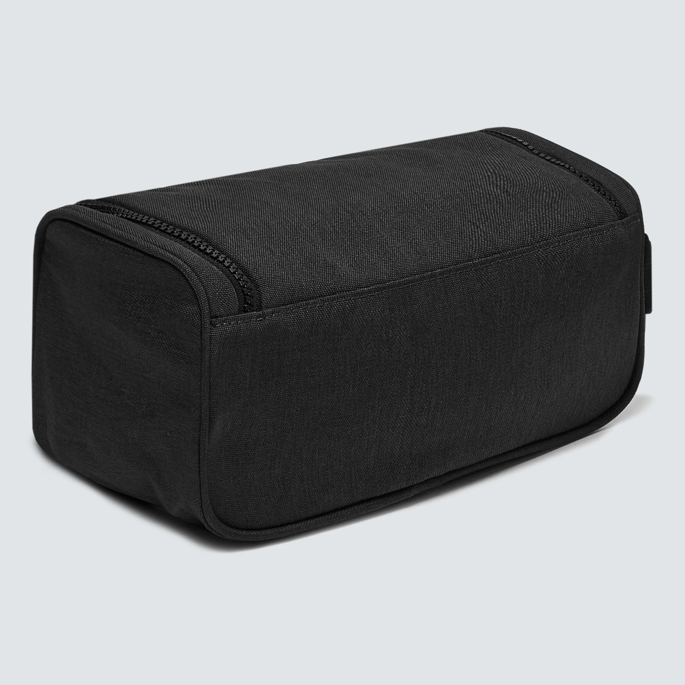 Oakley Enduro Beauty Case Blackout Shop