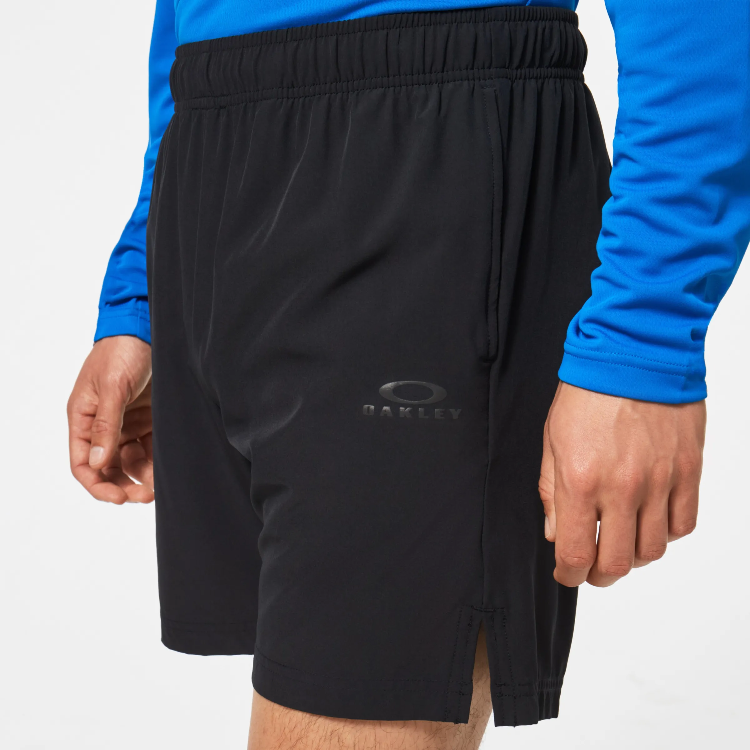 Oakley Foundational 7 Short 2.0 Blackout Clearance