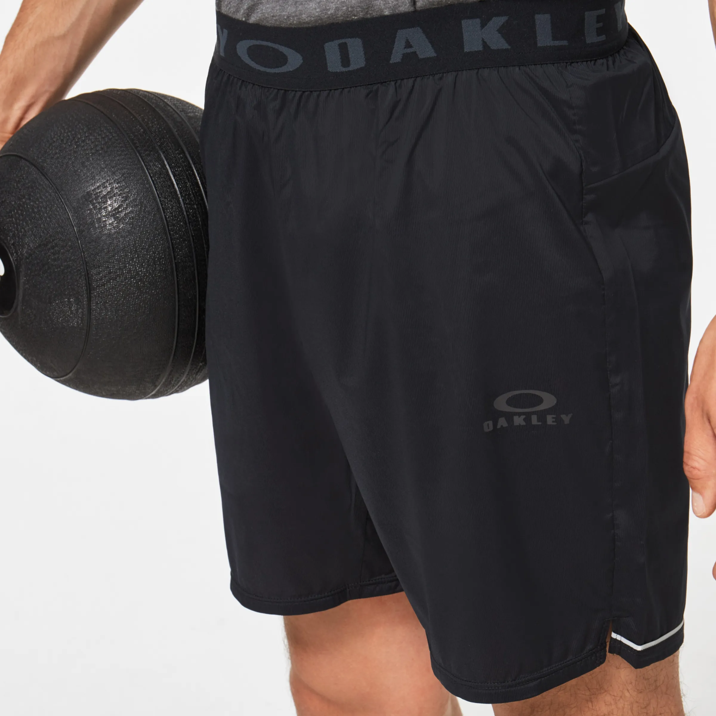 Oakley Hot Temps 6 Running Short Blackout Sale