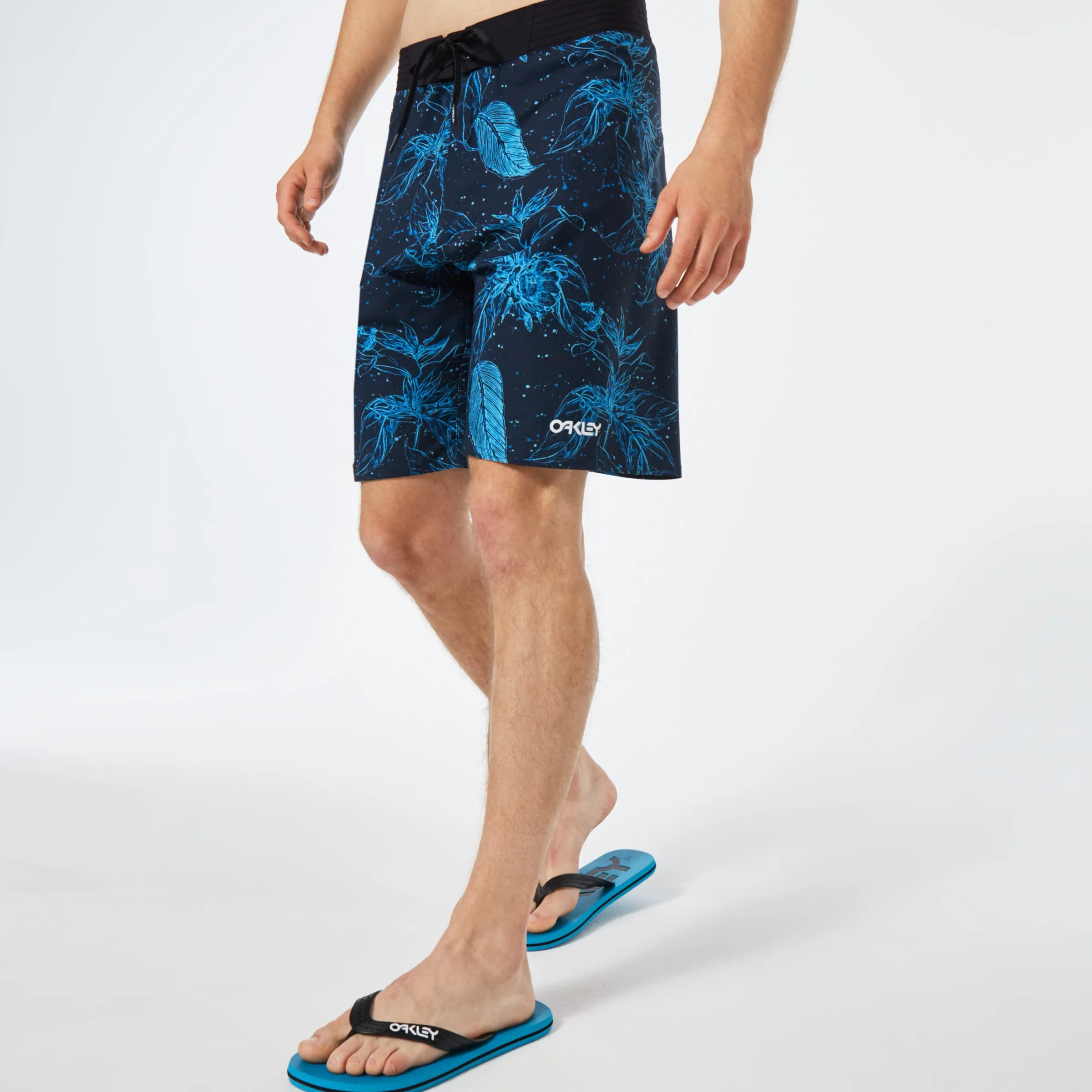 Oakley Ohana Floral 20" Boardshort Blue Flower Frog Sale