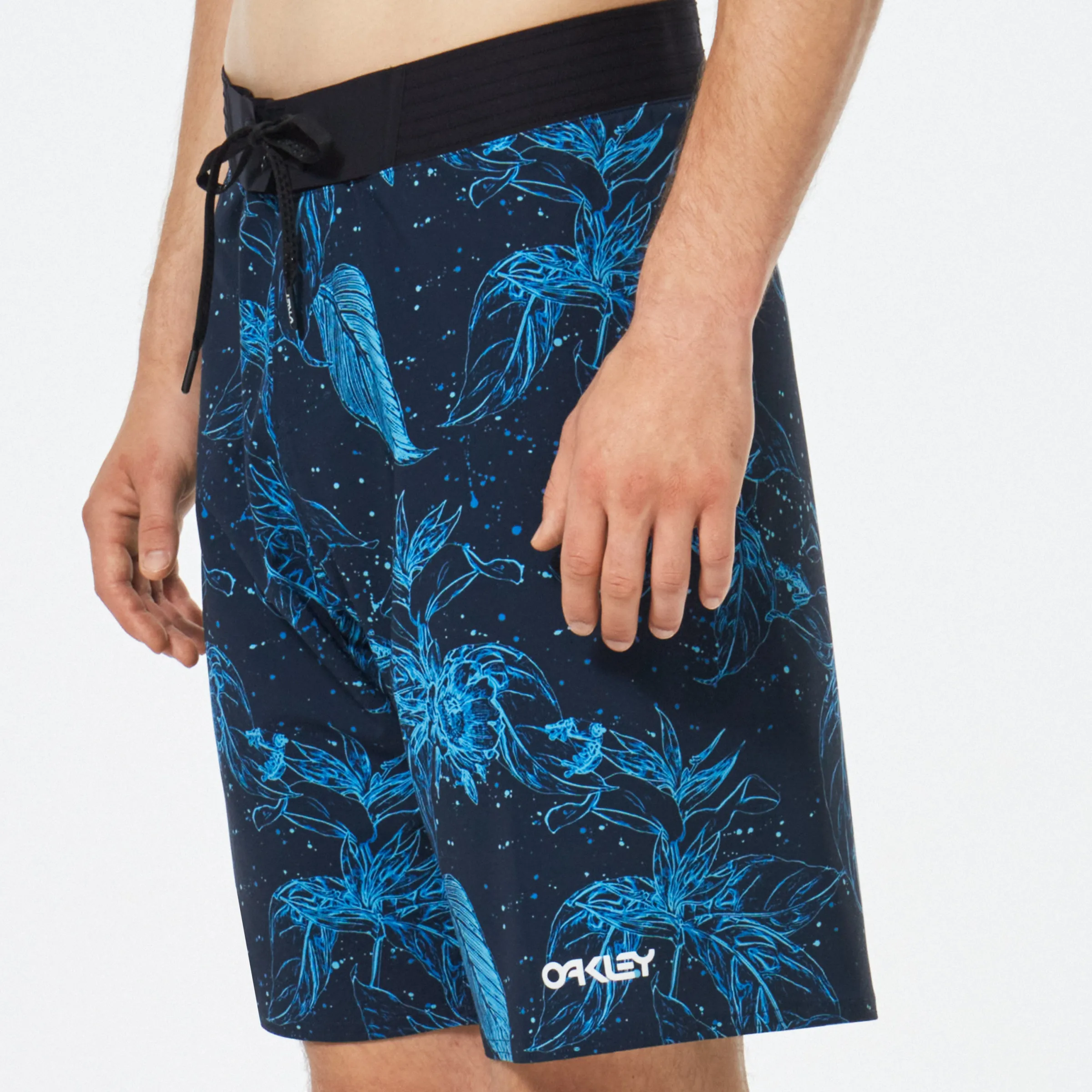 Oakley Ohana Floral 20" Boardshort Blue Flower Frog Sale