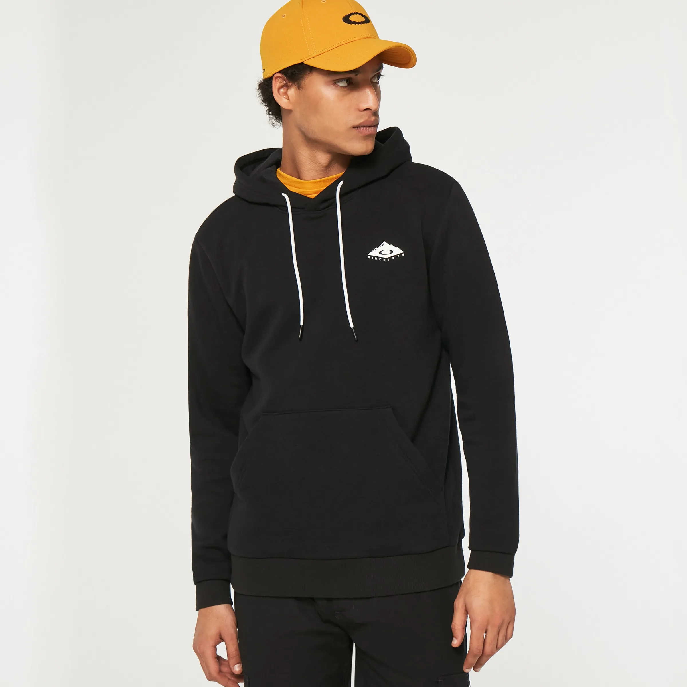 Oakley Peak Po Hoodie Blackout Flash Sale