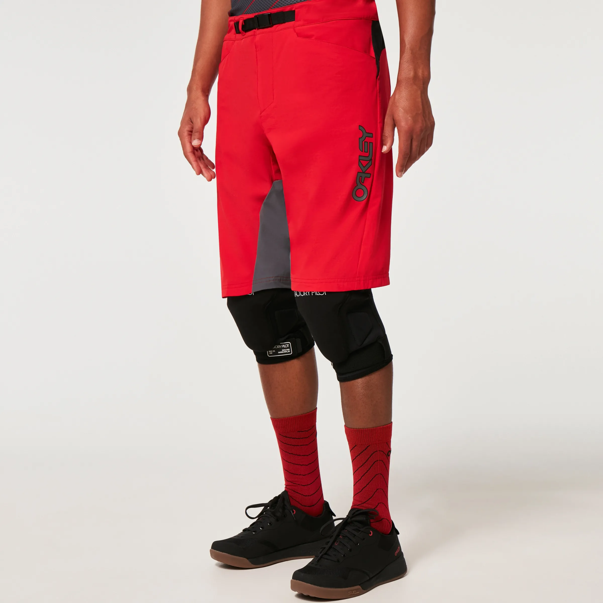 Oakley Seeker '75 Short Red Line Sale