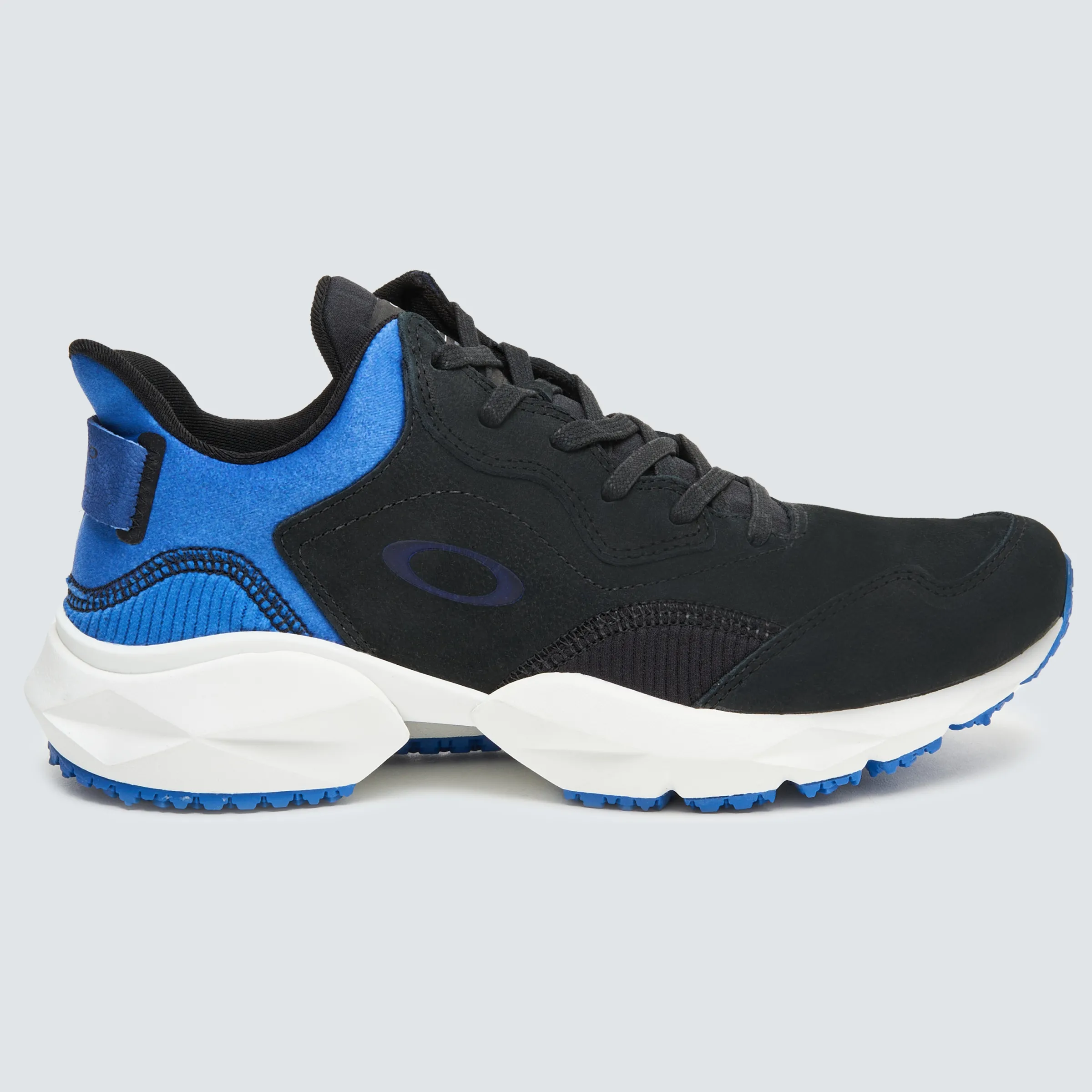 Oakley Shock Pump Blackout Outlet